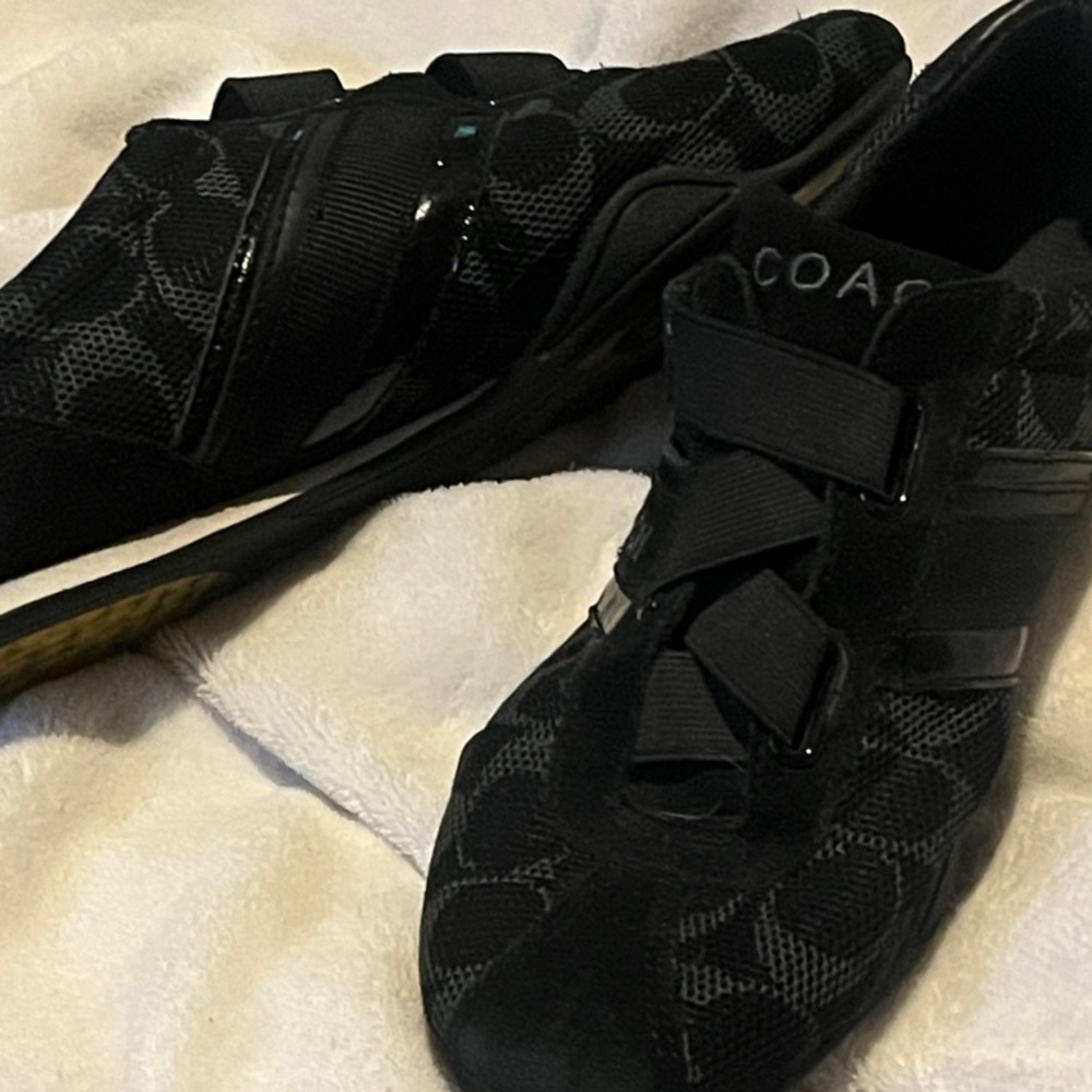 Vintage Coach Jenny Signature Logo Hook & Loop Sneakers